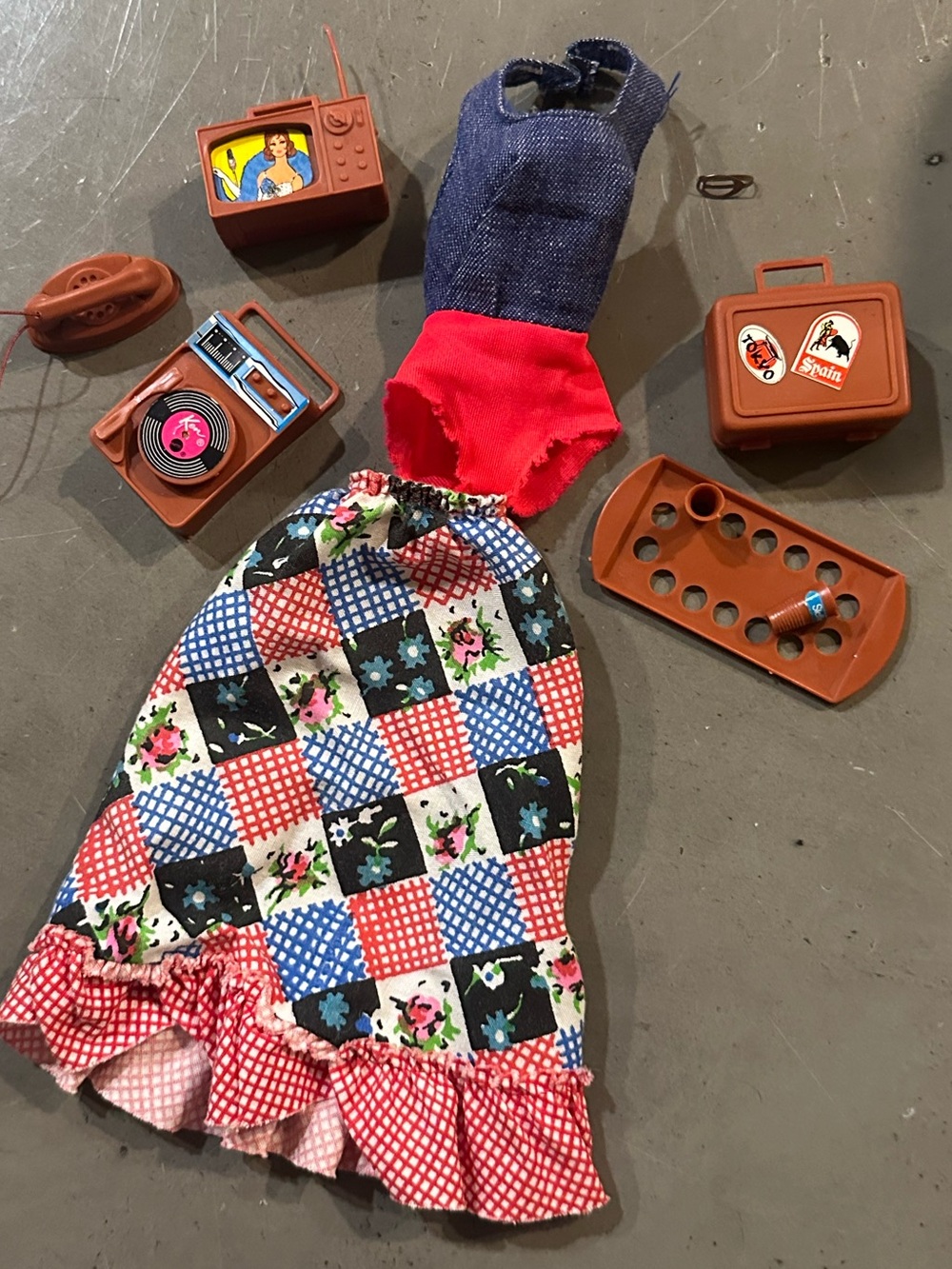 1971 Barbie Busy Holdin’ Hands #3311 complete outfit & accessories barrette rare